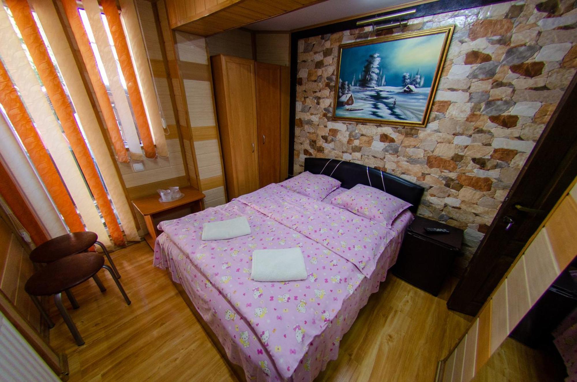 Casa Klaus Gazde/Camere de închiriat Sinaia